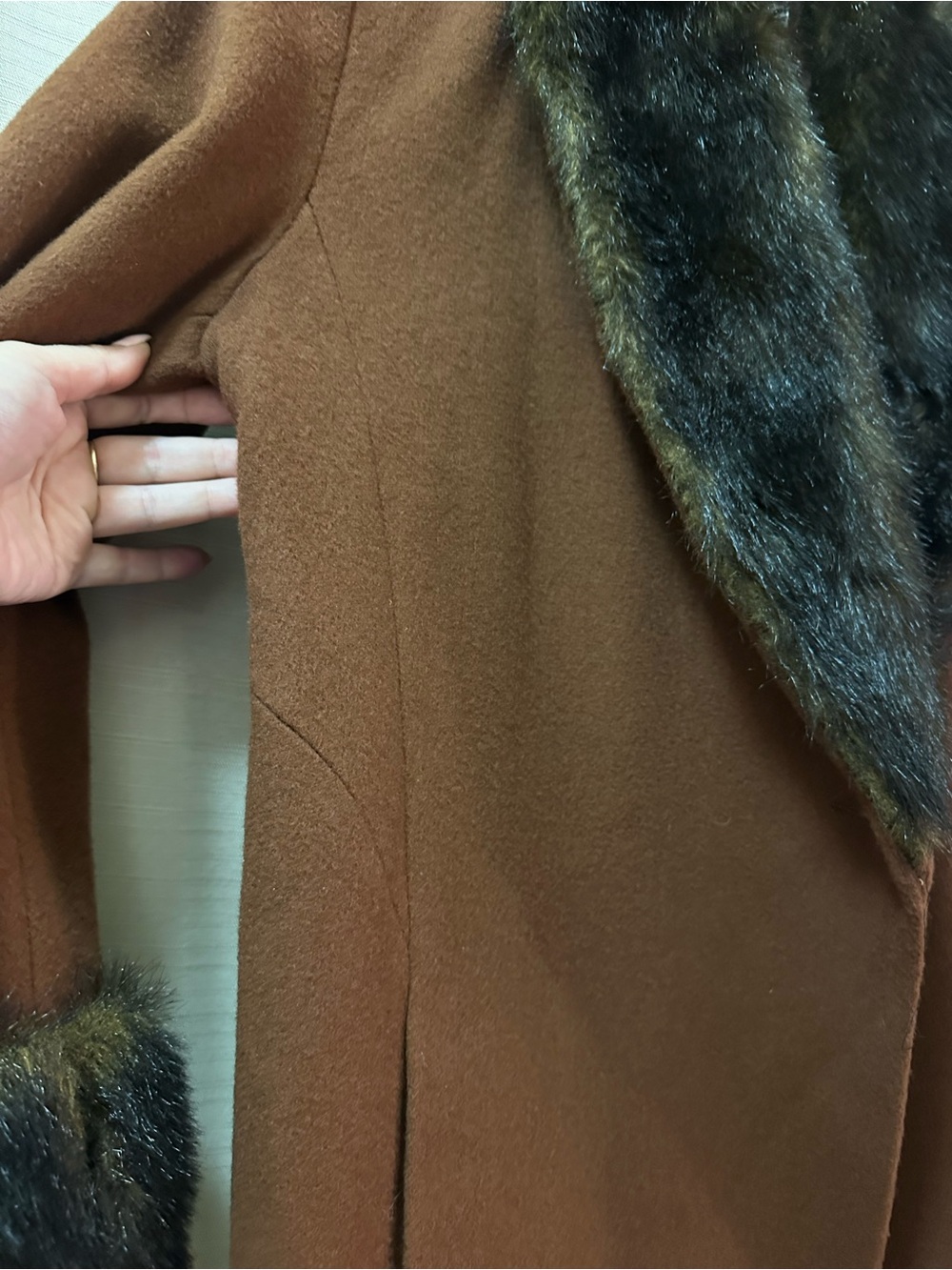 John Caruana Vintage 90s Wool Maxi Coat Faux Fur Collar Cuffs Glam Women’s - Picture 8 of 11